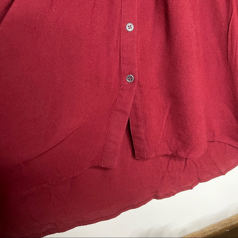 Entro Women Red Mixed Media Button Down Tunic Roll Tab Sleeve Top Small - Picture 3 of 8